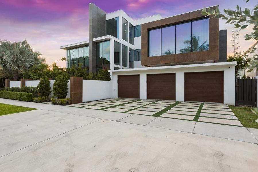 فيلا Boardwalk Mansion فورت لودرديل المظهر الخارجي الصورة